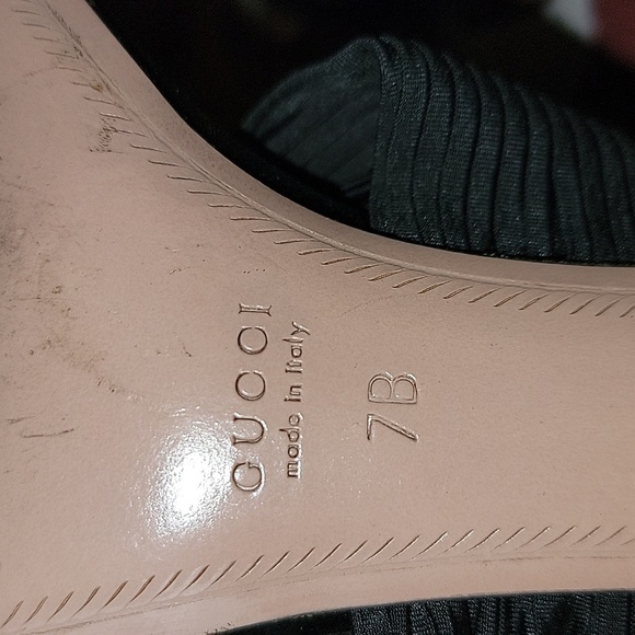 Gucci  Silk Ribbon Slip On Heels Size 7B - Picture 5 of 12
